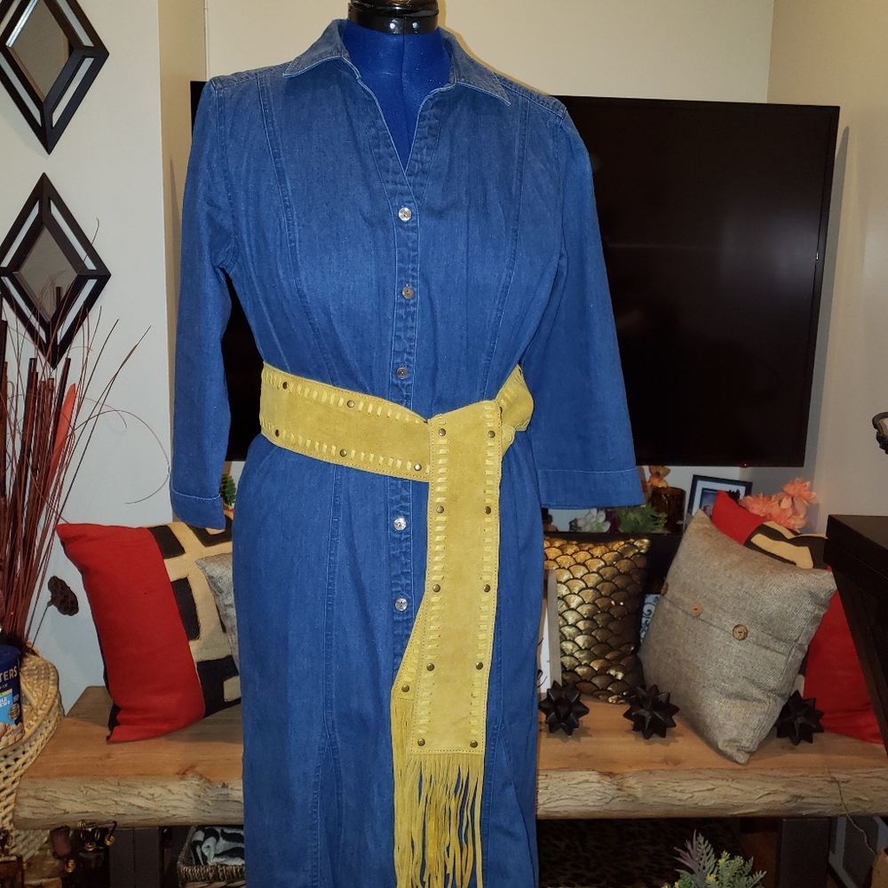 Women's dress